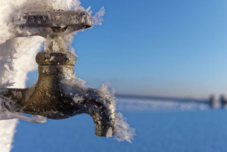 Voici les 5 astuces pour protéger votre robinet extérieur du gel